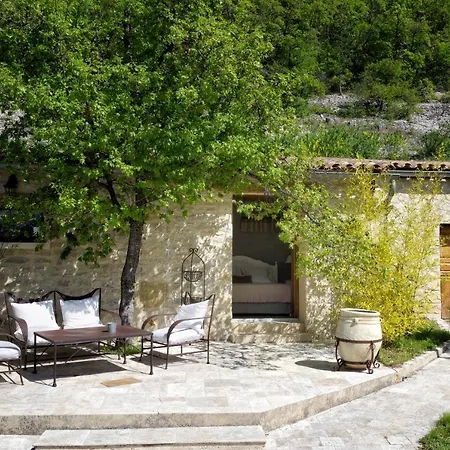 Le Deffends De Redon Bed & Breakfast Montbrun-les-Bains