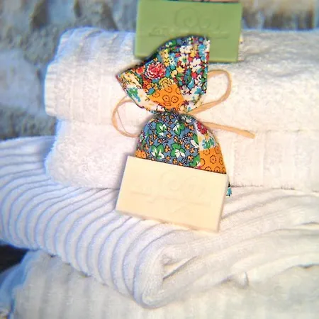 Le Deffends De Redon Bed & Breakfast Montbrun-les-Bains