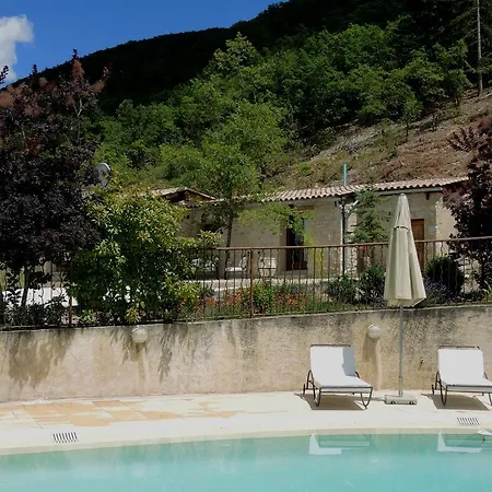 Le Deffends De Redon Montbrun-les-Bains