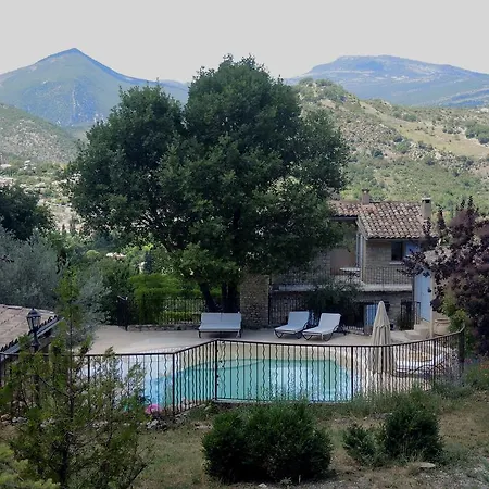 Le Deffends De Redon Bed & Breakfast