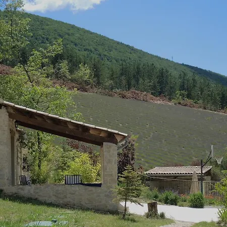 Le Deffends De Redon