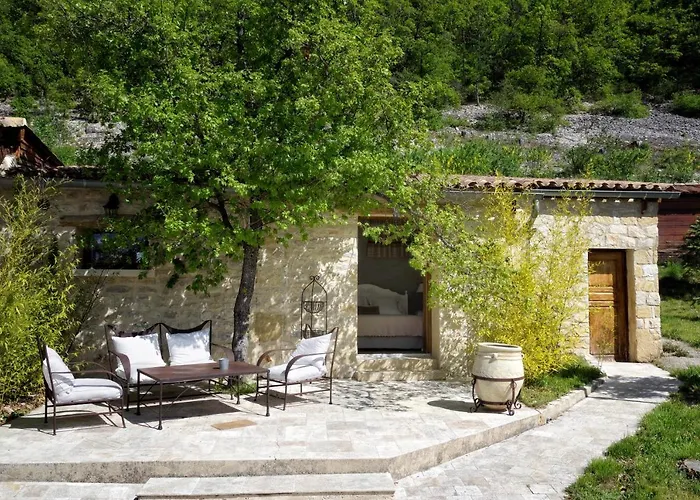 Le Deffends De Redon Bed & Breakfast Montbrun-les-Bains