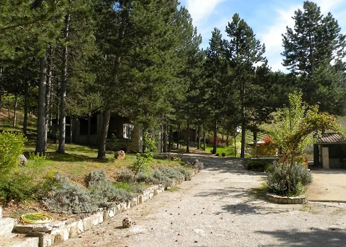 Bed & Breakfast Le Deffends De Redon 3*