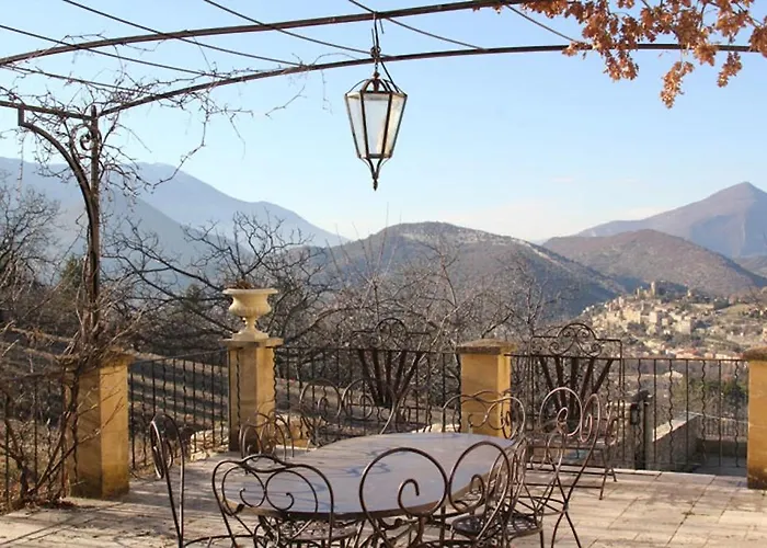 Le Deffends De Redon 3* Montbrun-les-Bains