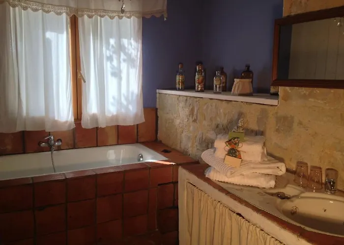 Bed & Breakfast Le Deffends De Redon Montbrun-les-Bains
