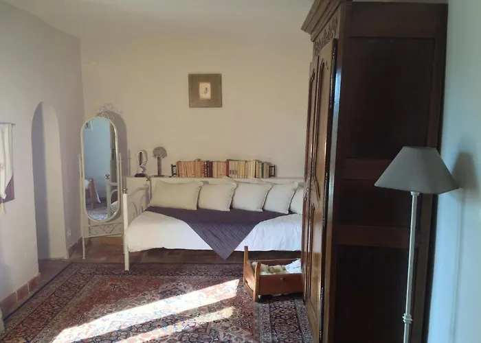 Le Deffends De Redon 3* Montbrun-les-Bains