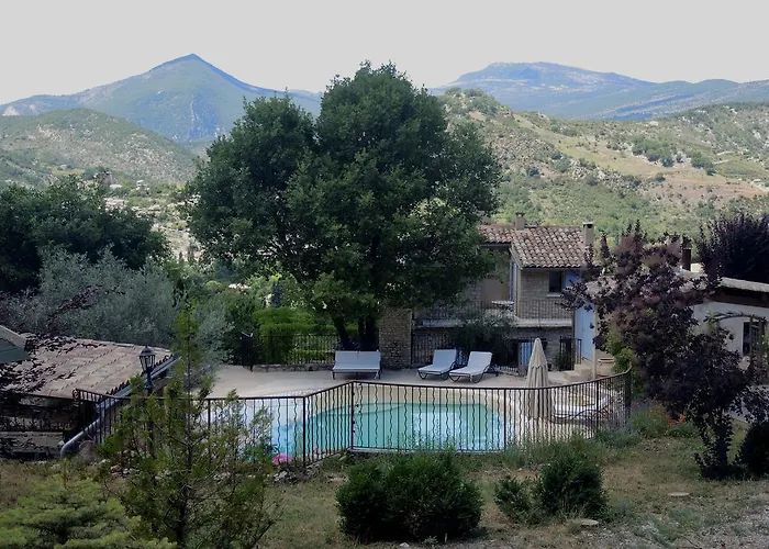 Le Deffends De Redon Bed & Breakfast