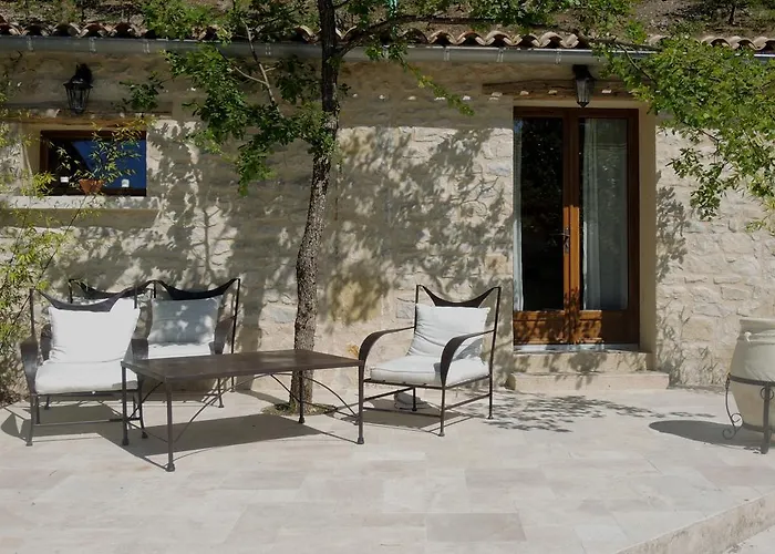 Bed & Breakfast Le Deffends De Redon